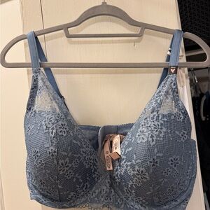 Victoria's Secret Lace Bra in Light Blue
